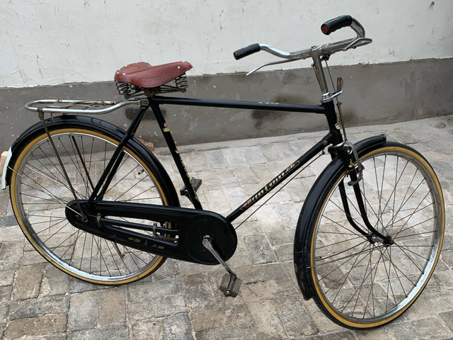 80年代一辆凤凰牌自行车,是当年的奢侈品,相当于今天的多少钱?