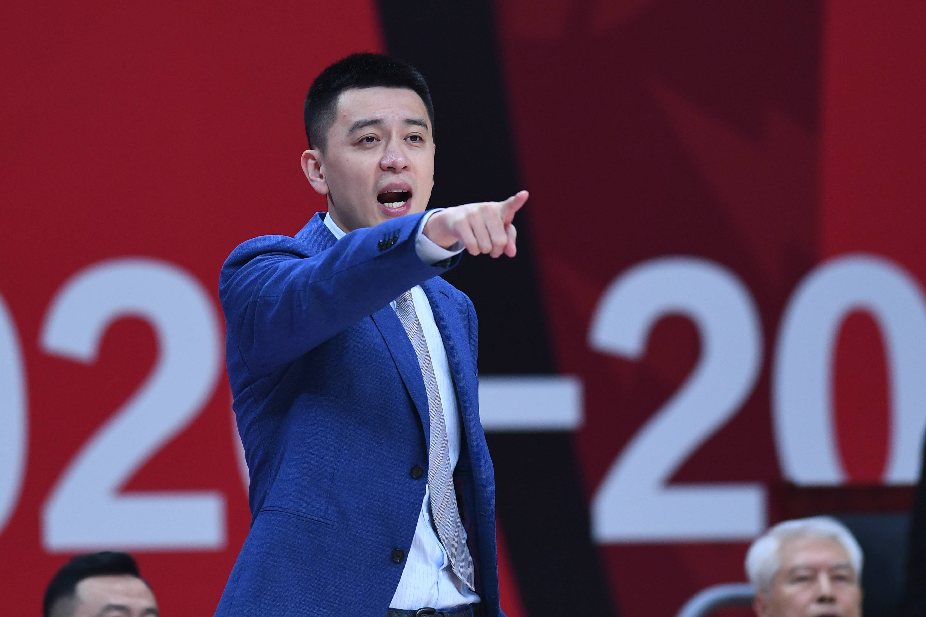 杨铭教练的执教风格?