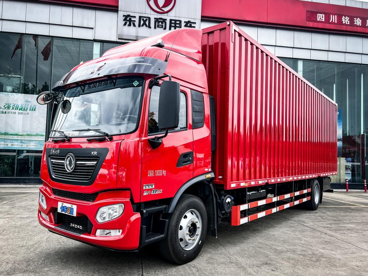 货厢60方 龙擎动力加持,东风天锦kr新品专为中短途快运而生