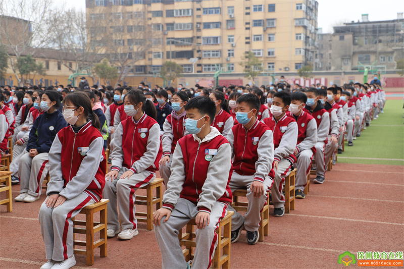 徐州十中开展法治宣传教育活动