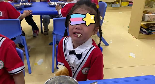 幼兒園新生入學,孩子們哭成百感交集:想讓娃早適應其實並不難