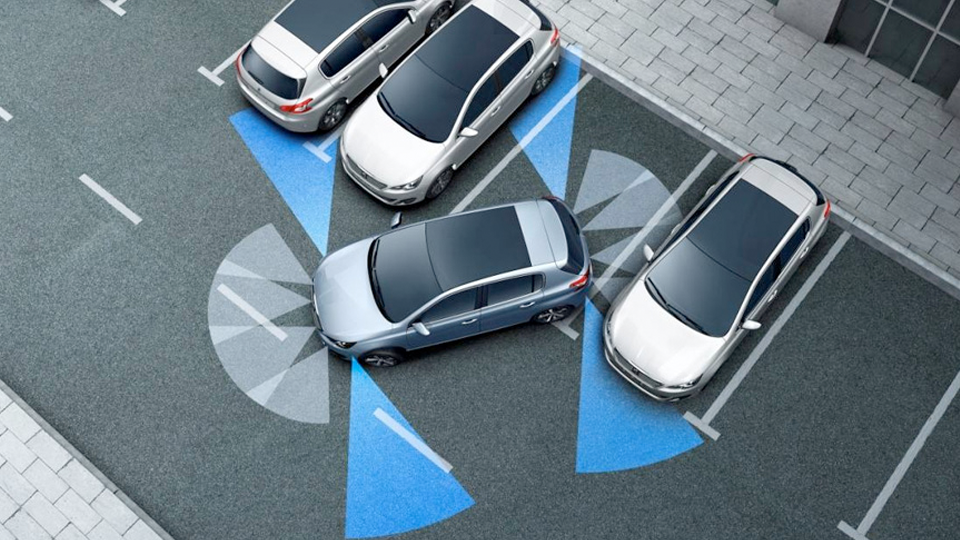 apa自动泊车,是生活中最常见的自动泊车辅助功能,汽车低速巡航用成