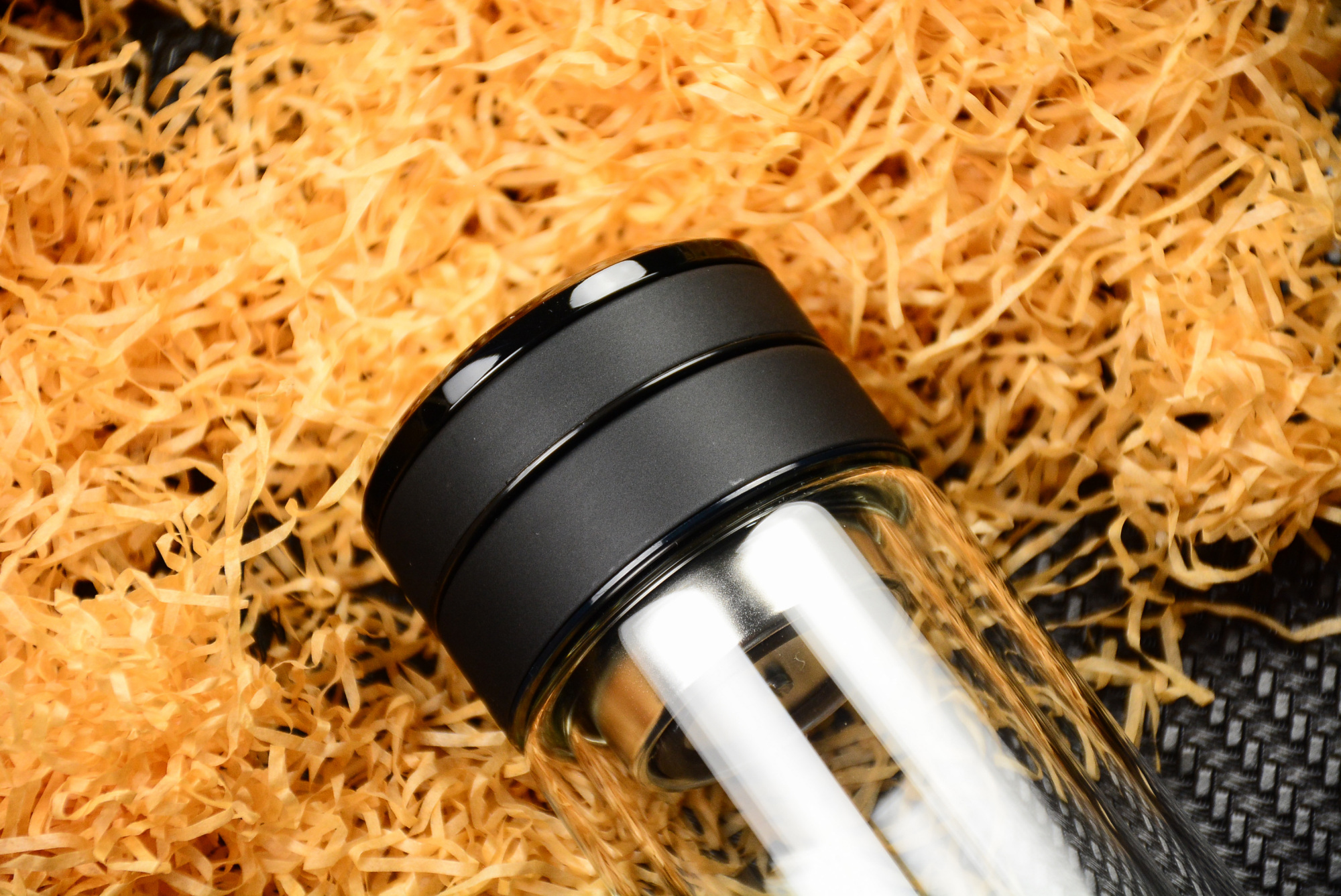 保温杯带"机关"?没事拧一拧,希诺茶水分离杯体验分享