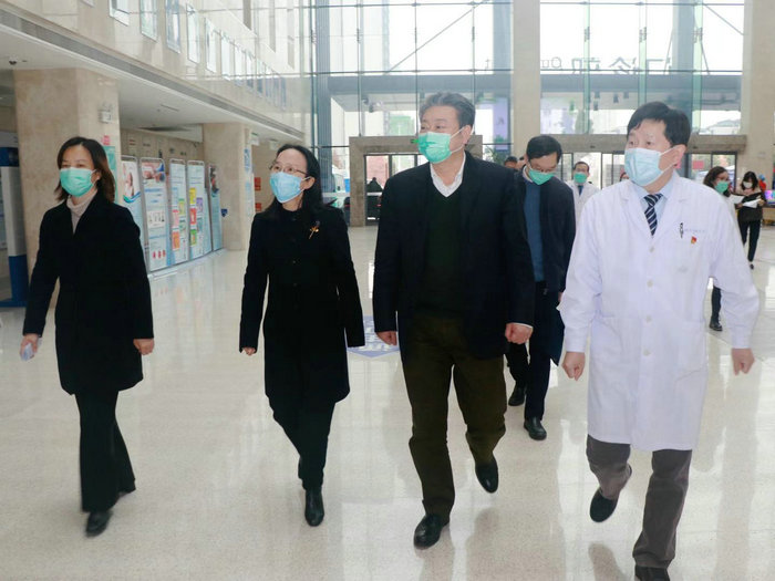 曹后灵副市长来苏州科技城医院调研督导疫情防控工作