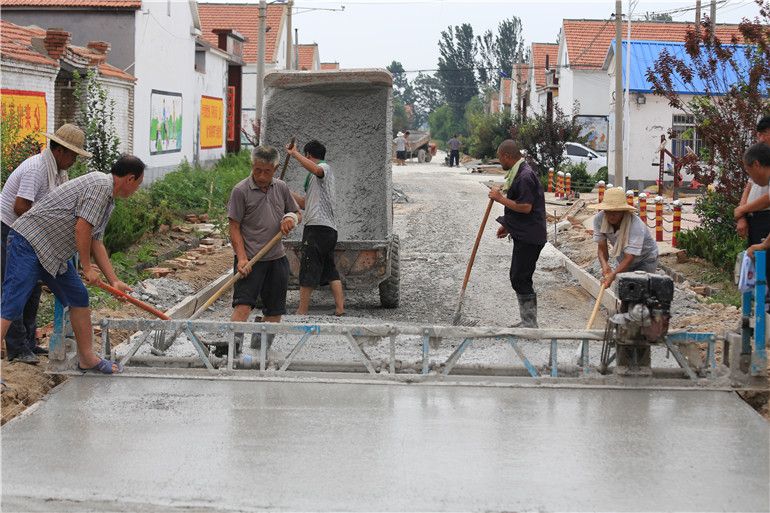 农村修路村民需自己出钱吗?回复:上级补成本50%,余下自行解决