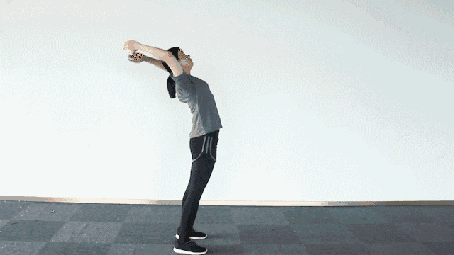 我常常喜欢甩肩膀来缓解不舒服.