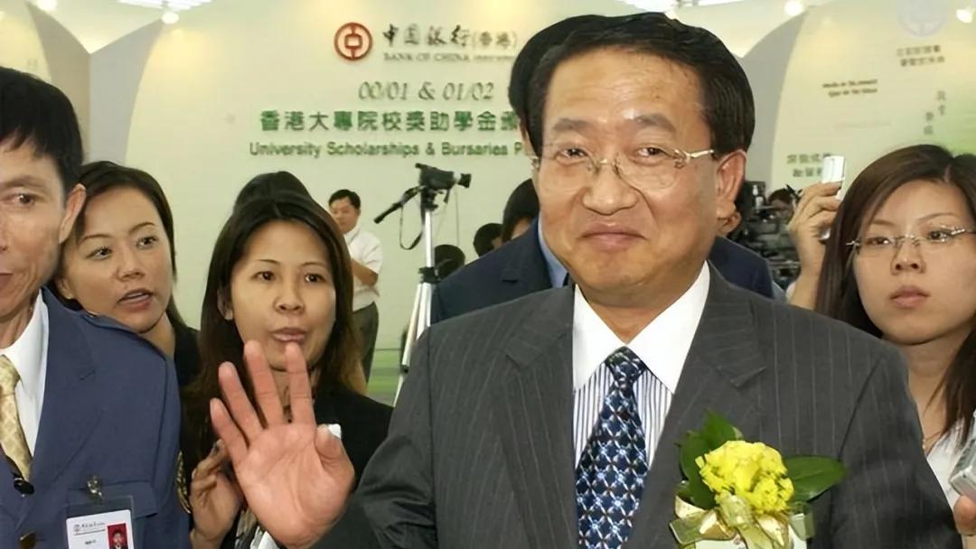 纪实:金融巨贪刘金宝:权色交易,花400万让情人整容成初恋