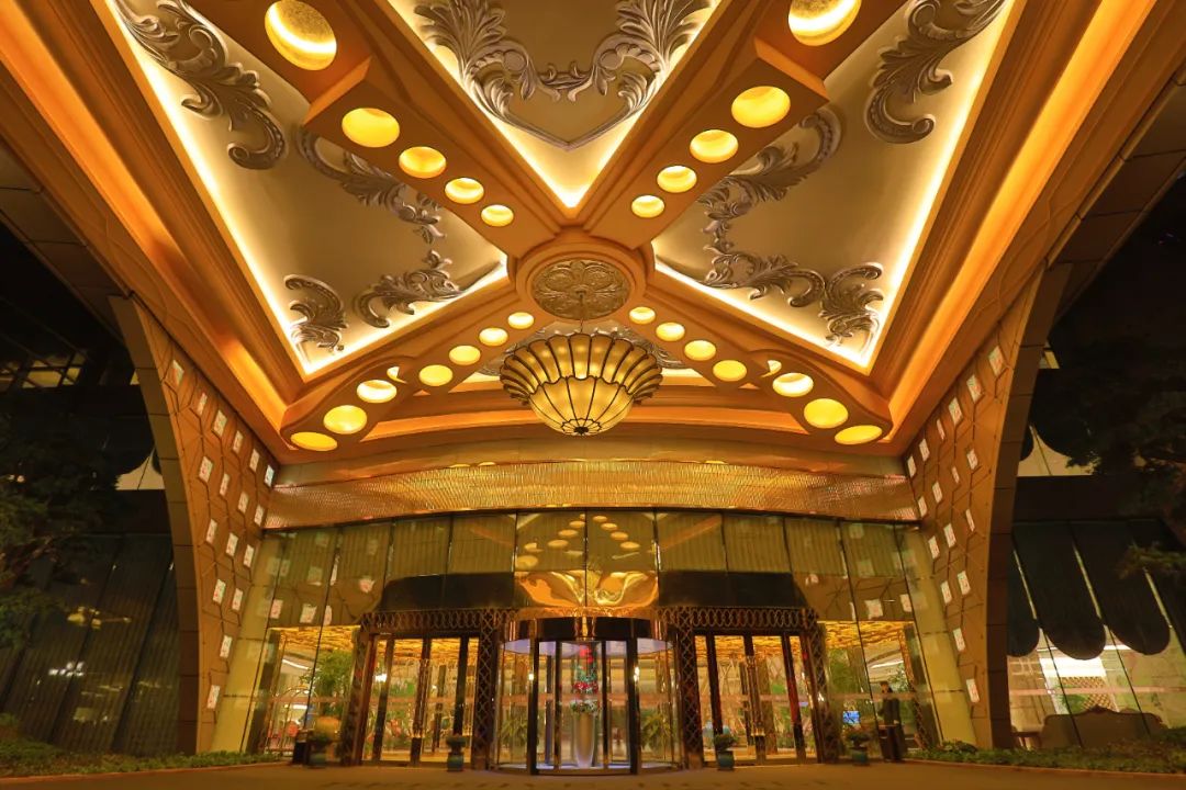 南京蜂巢酒店预订-燃爆江浙30亿超级热门蜂巢酒店!今夜做蜂王!