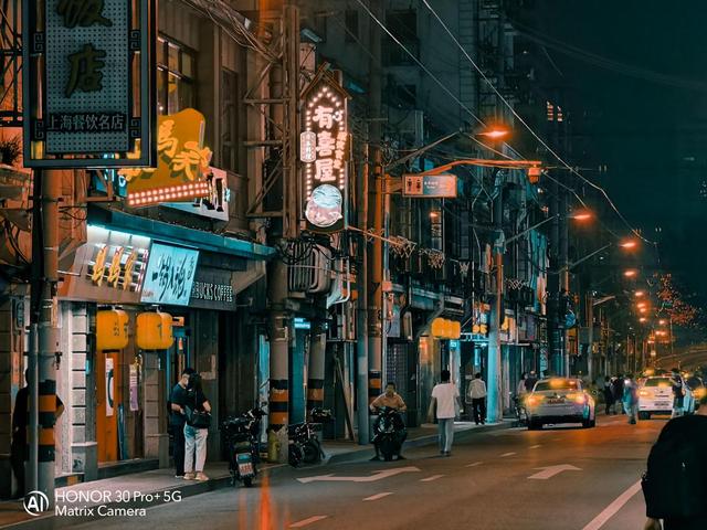 如何拍摄出青橙色大片?一部荣耀30系列手机 一个教程搞定