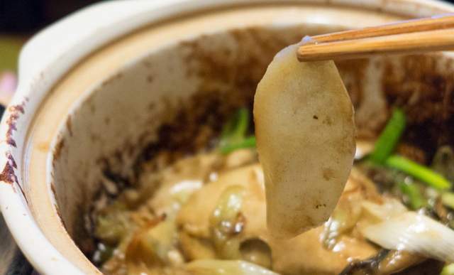 粤菜谱75期 广东大排档菜 姜葱焗生蚝煲的做法 李锦记旧庄蚝油