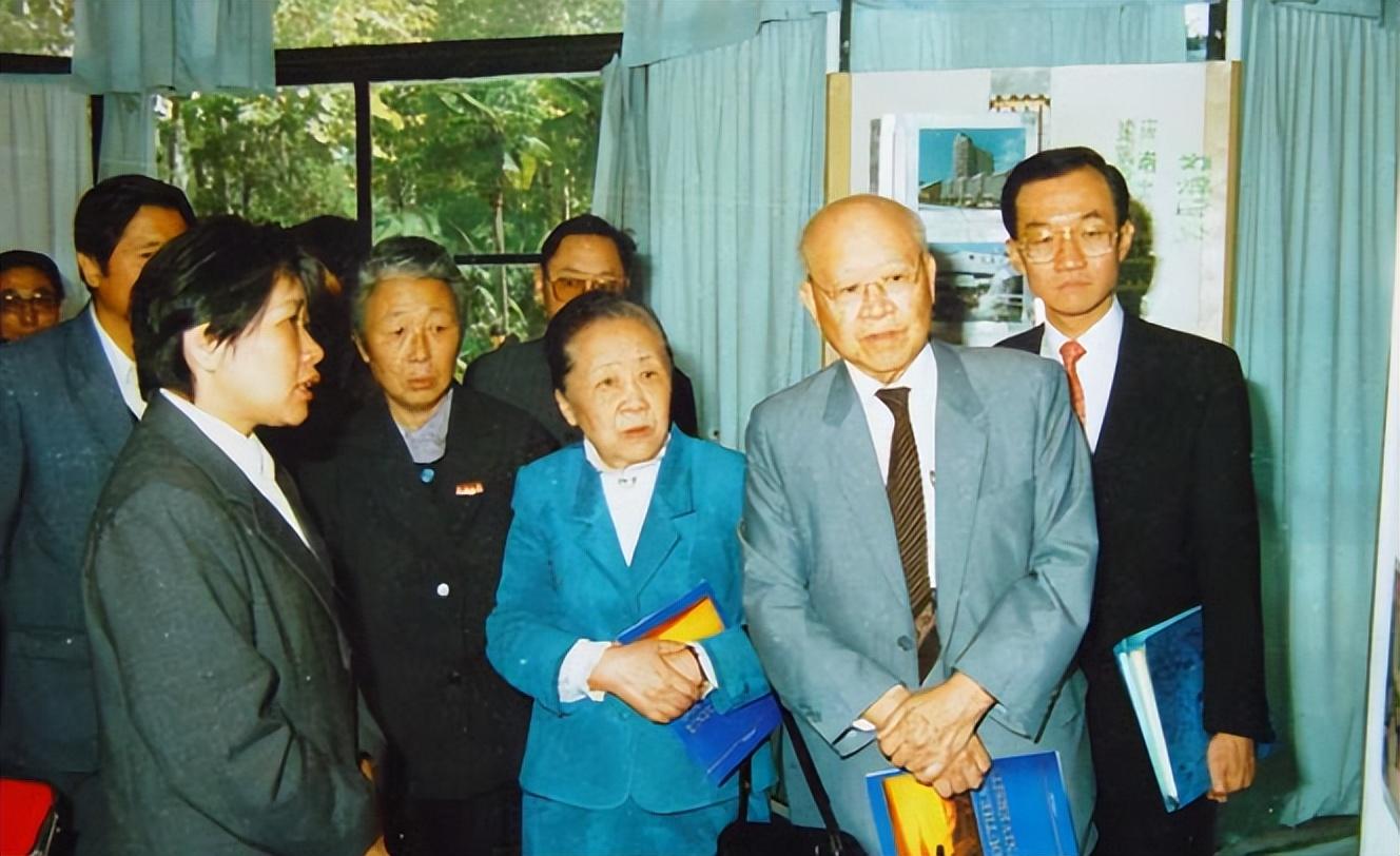 核弹女王吴健雄,为美国造原子弹,墓碑却刻着:一个永远的中国人