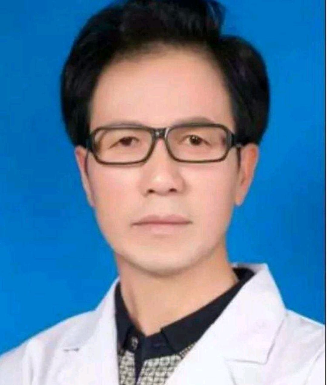 名医杨春虎,出身中医世家却靠自学成医,告诉你三个学医"捷径"