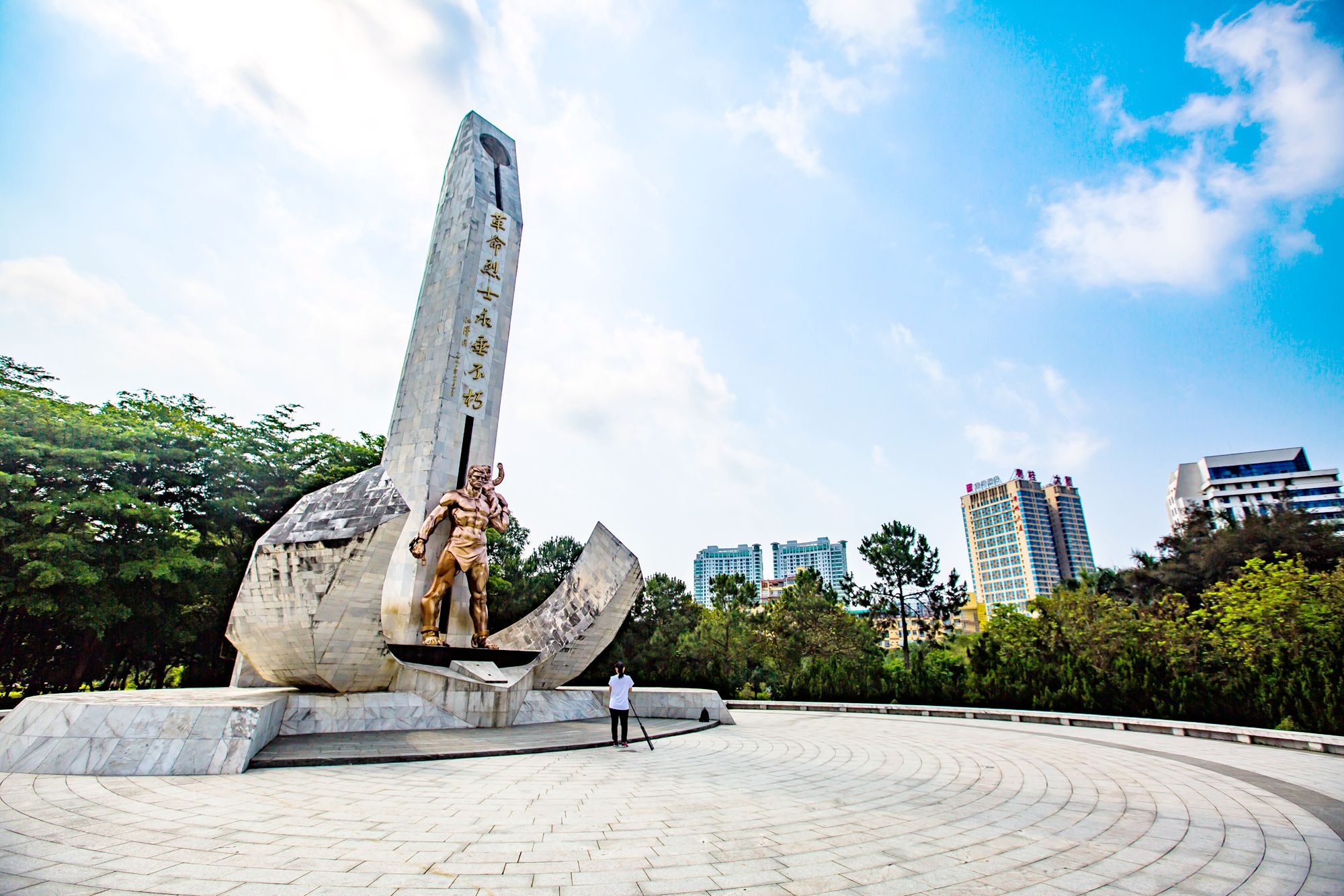 北海长青公园,风光旖旎,环境优美,是市民休闲娱乐的好去处