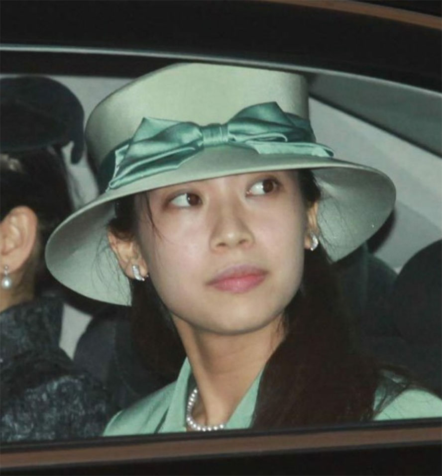 典子公主:26岁嫁平民老公却被说高攀,婚后7年不孕婚姻现状成谜