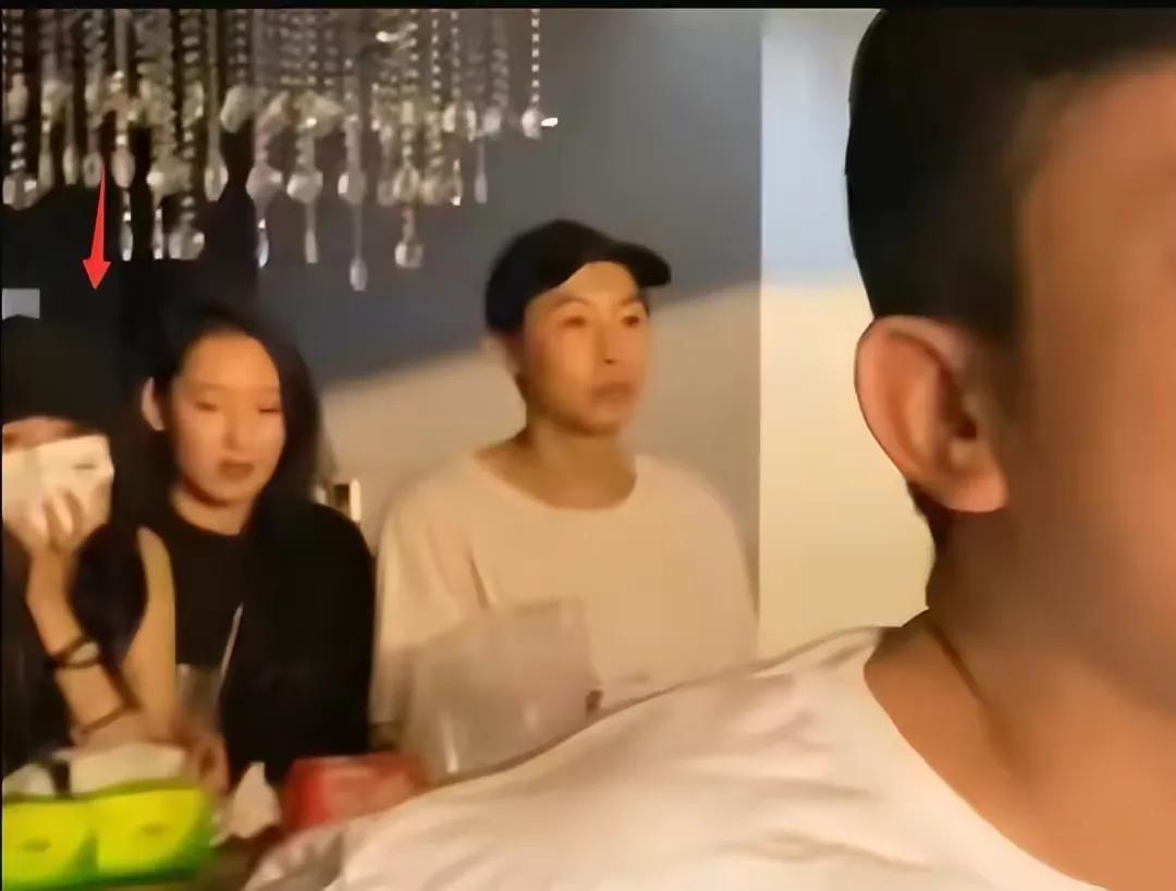 鹿晗演唱会门票实名制,送饮料送奶茶还送打车优惠券,还有谁?