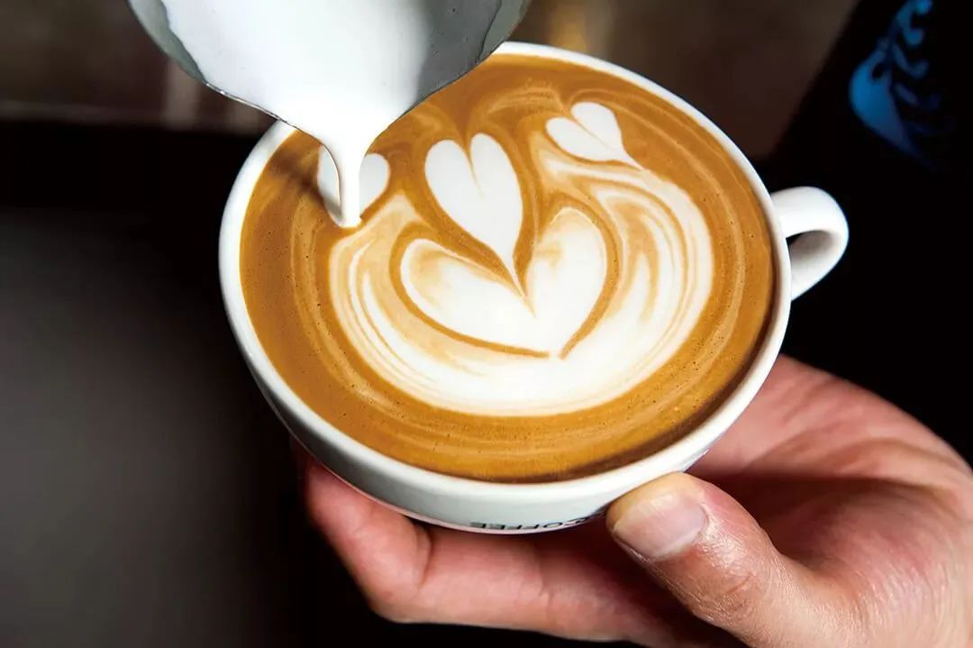让你秒懂澳白咖啡!