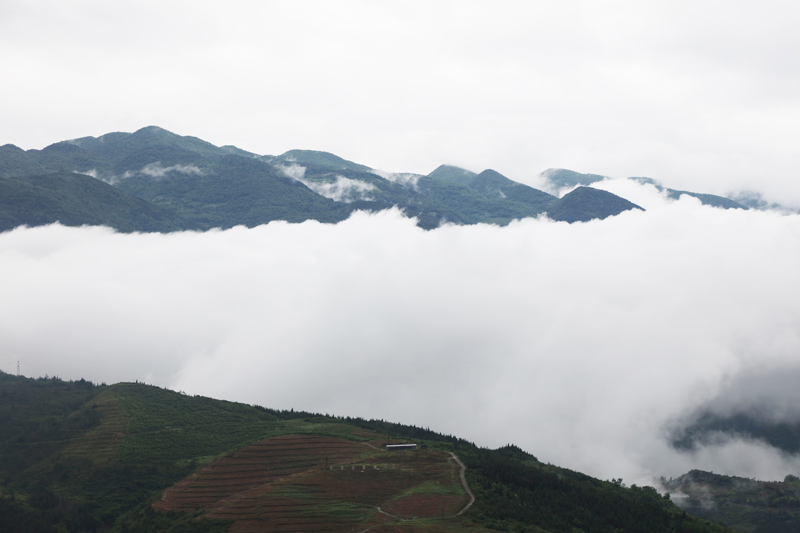 重慶巫山官渡云雨如仙境