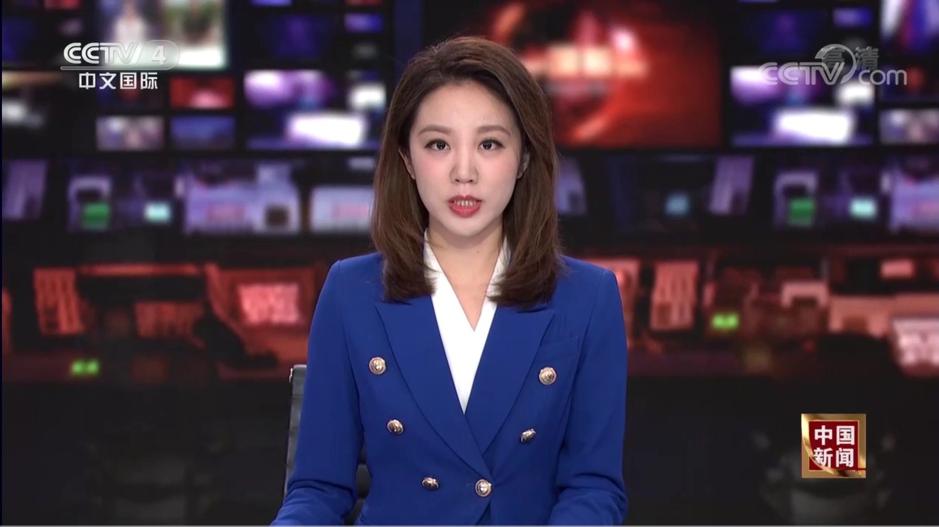 崔爽田靖华首次搭档主持央视8点档新闻,另外4位新生代处境尴尬了