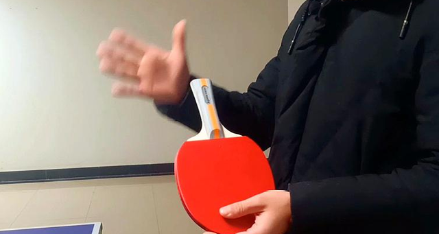 乒乓球握拍方法直拍图片