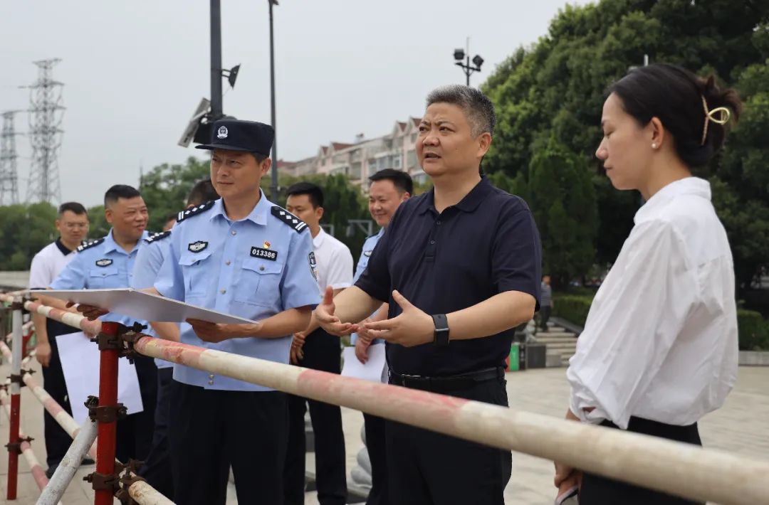 肖铁军深入安义南昌进贤三县检查指导大型活动安全稳定工作