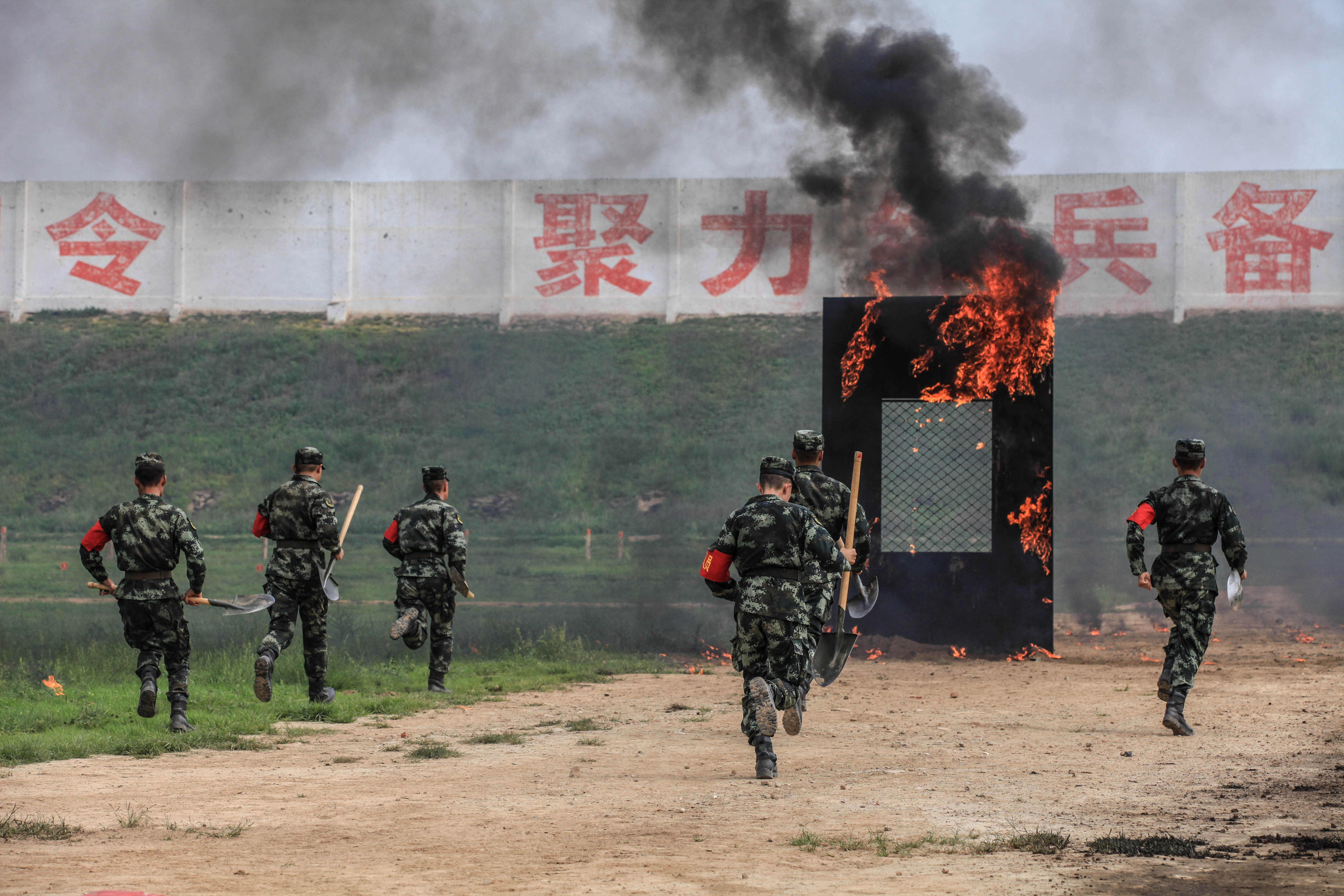 湖北武警部队机动支队图片