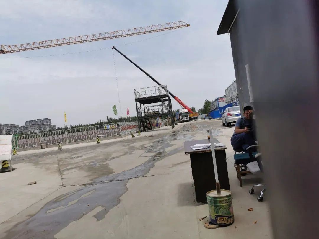 热点北京海淀区温泉镇这小区的低层住户,真的太热了......