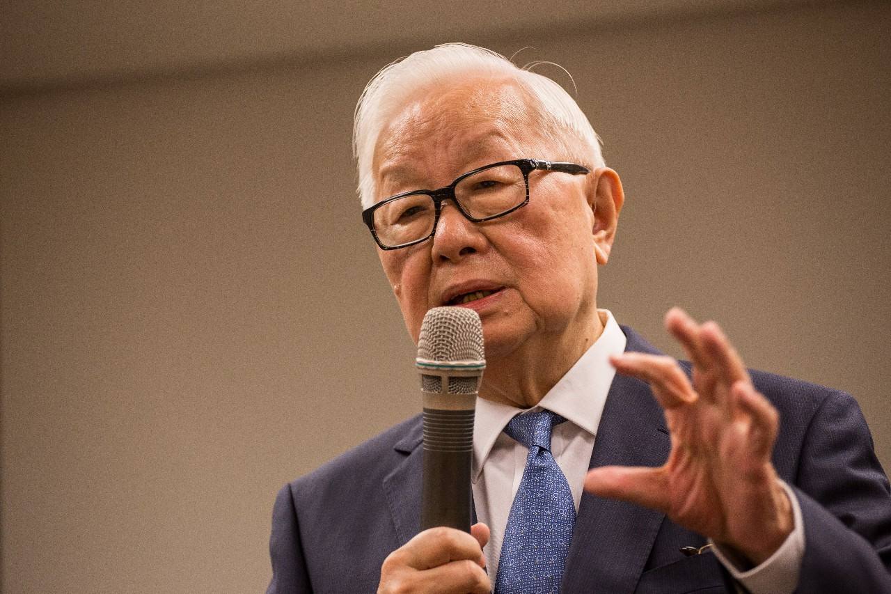 我国芯片日产10亿片,却有人反对自给自足?张忠谋:这是自私行为