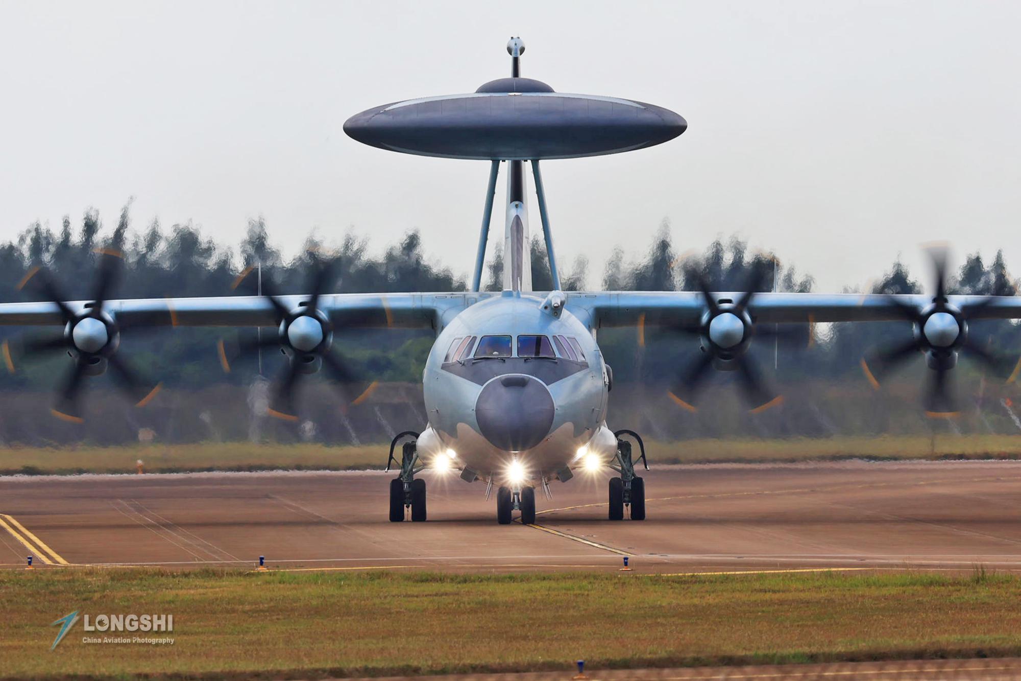 美军以退为进,五代机密集部署,空警500a亮相,直戳美军的痛点
