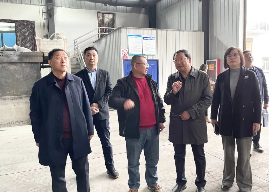 张宗富到恒口示范区调研重点企业发展情况