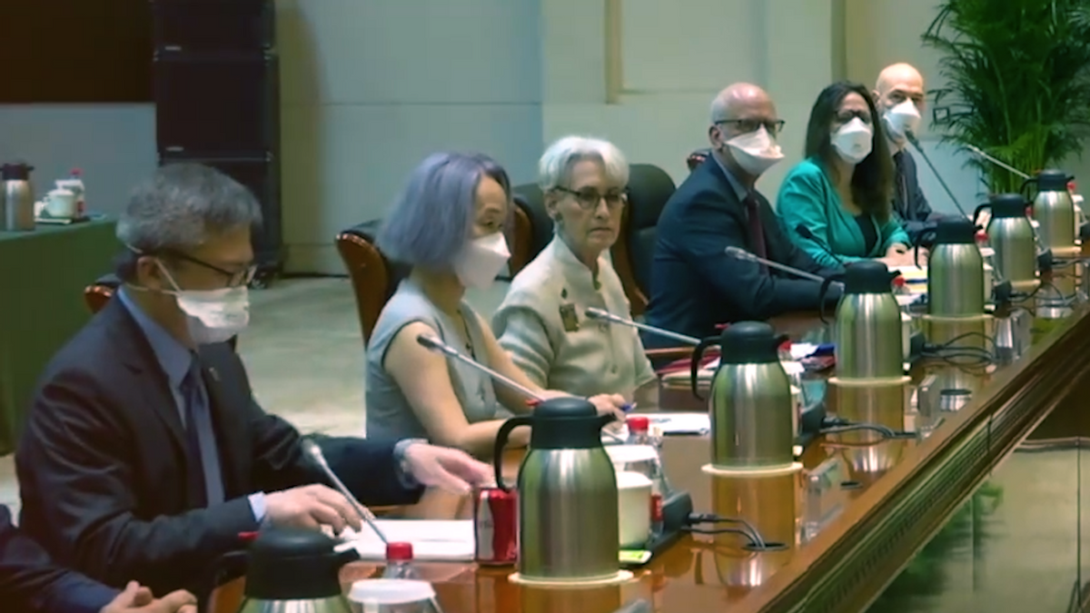 信息量很大!中美高层天津会谈,这5个细节意味深长