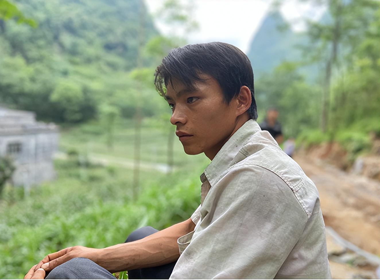 回顾31岁网红沉迷生孩子13年生9娃直言不想浪费丈夫的"好基因"