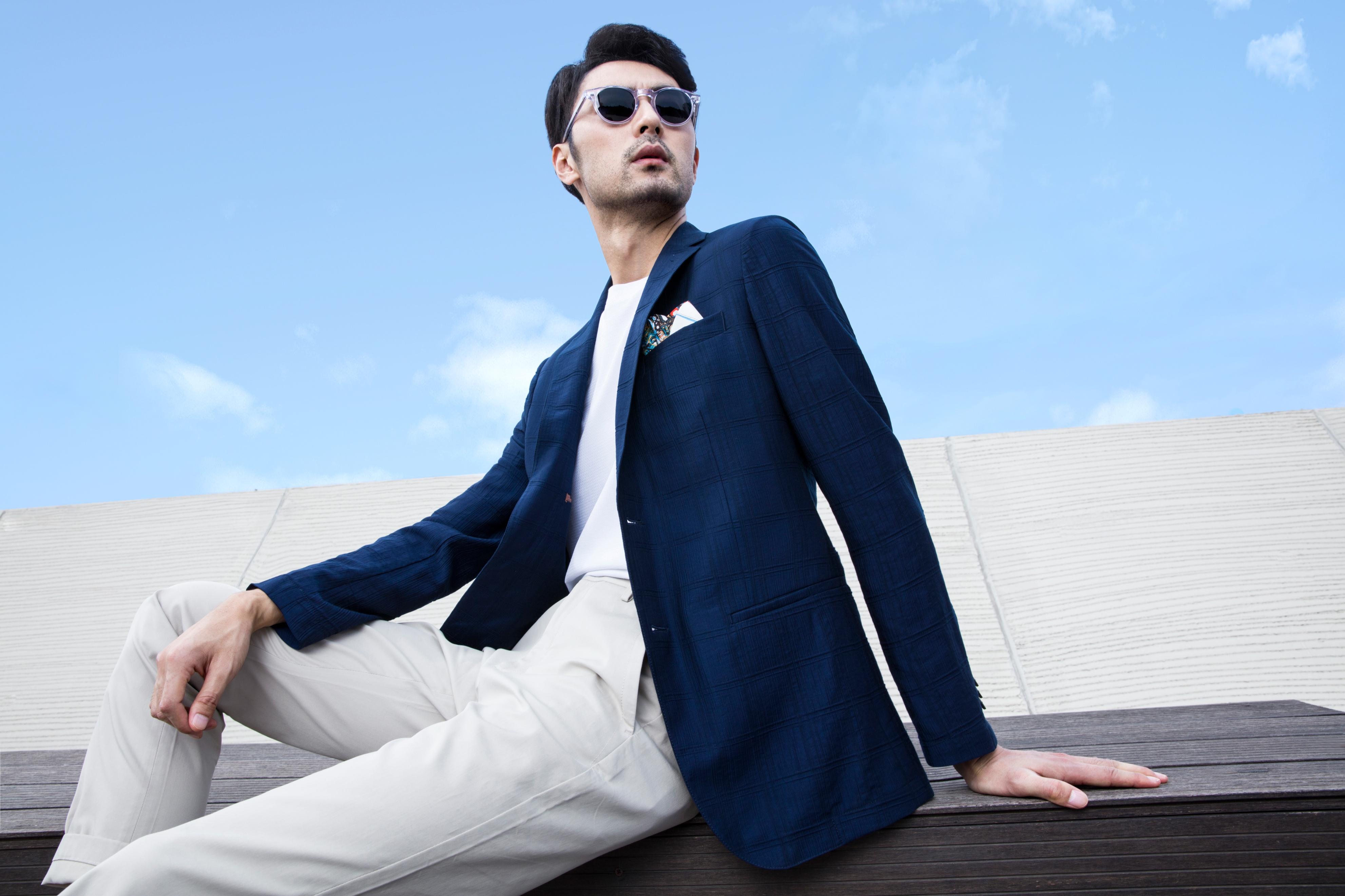 男士最重要的职场服装:一套量身定制的西服