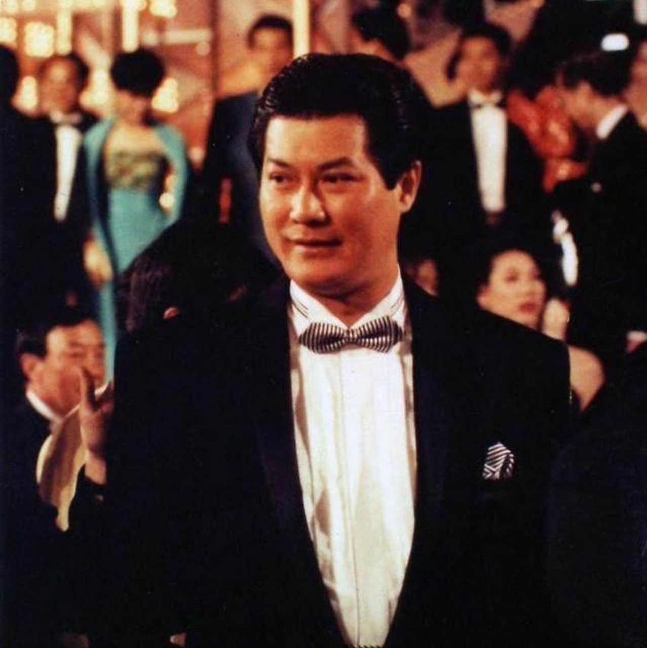 1986年,邓光荣打电话跟向华强说,借周润发50天时间拍电影.