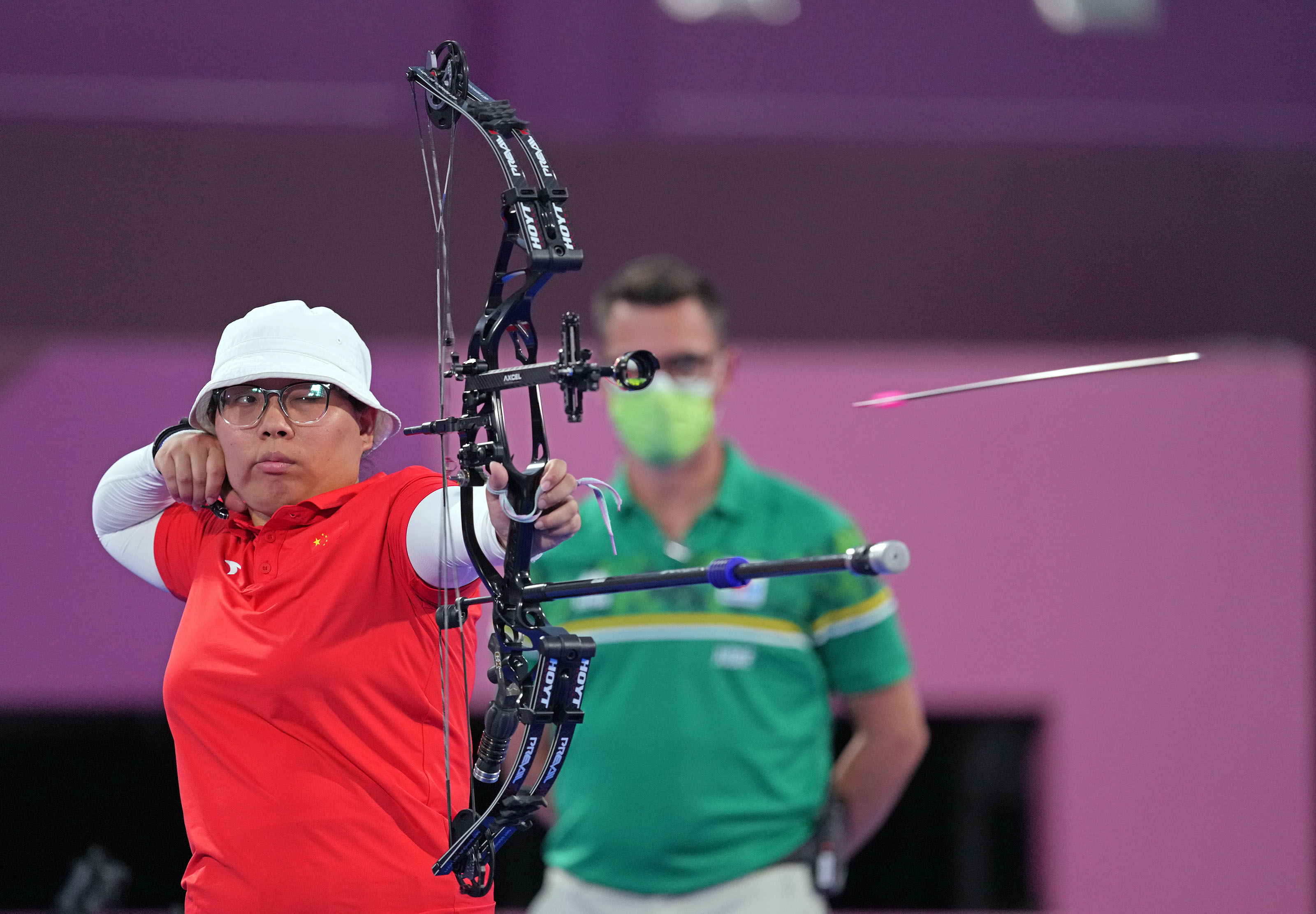 射箭——混合团体复合弓公开级:中国队晋级半决赛(1)
