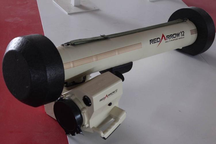 大眼睛导弹,解放军扛上高原,印军t90坦克若越界,将受到毁灭打击