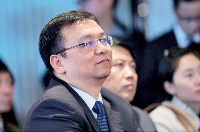 深圳首富"诞生":身家千亿,却开着一辆比亚迪,住着普通小三室