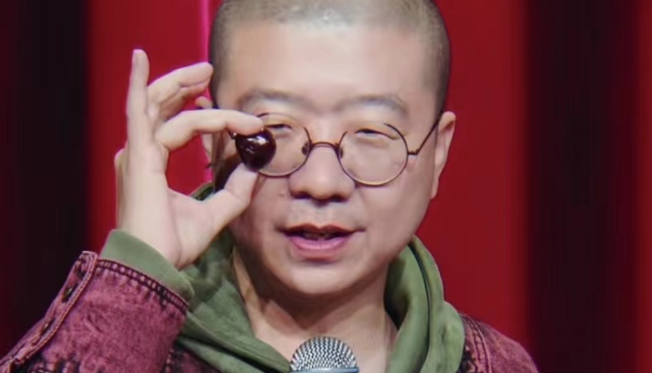 李诞交到新朋友,脱口秀演员直播间再就业