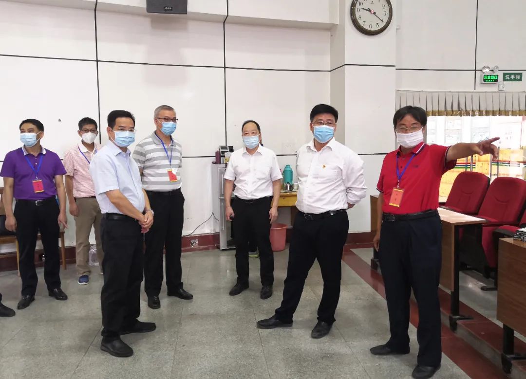 高考第一天,黄添胜,杨利华深入高考考点巡考!