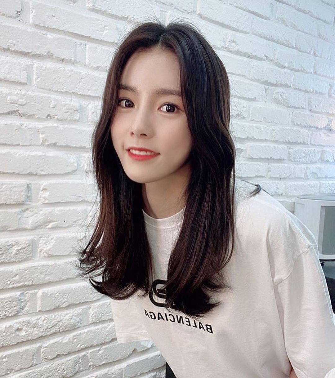 李多英:容貌清纯的排球女神,背地里出轨,家暴,把丈夫折磨抑郁