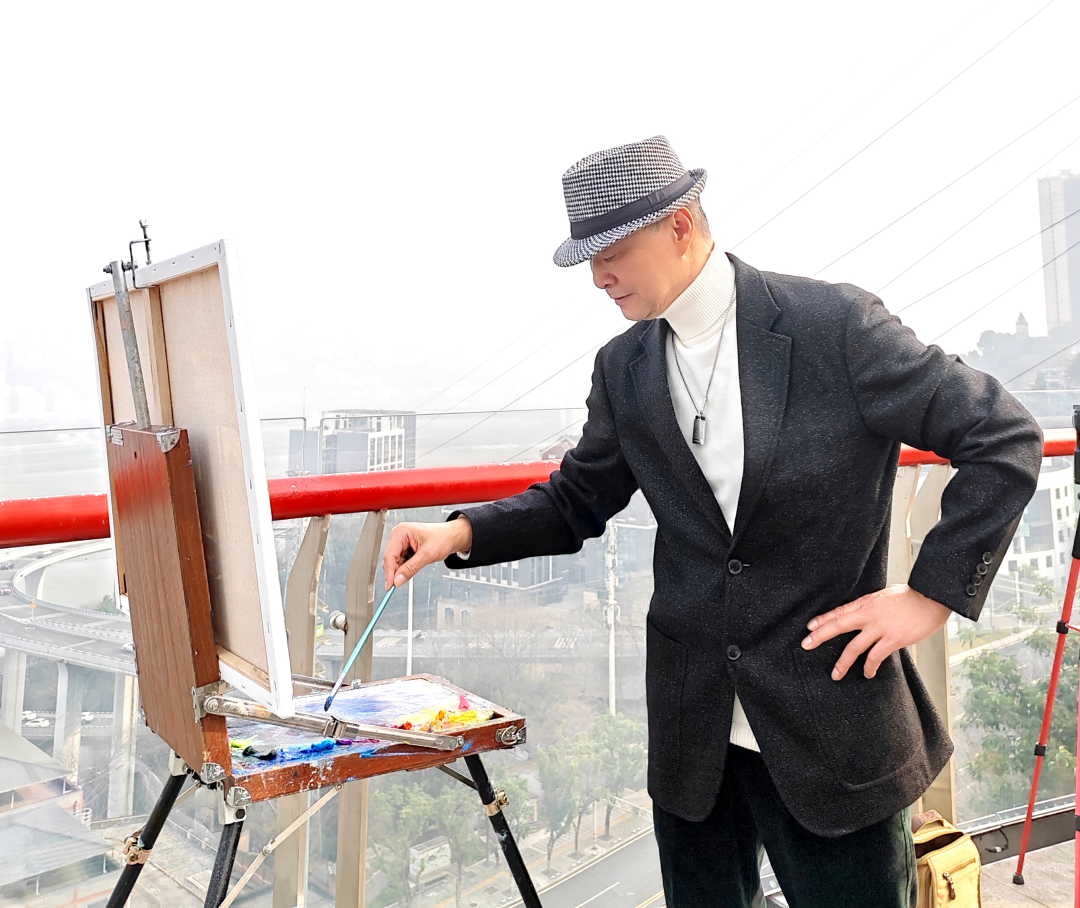 「百度专访」见证美丽重庆 画100美景的画家——卢泰宇
