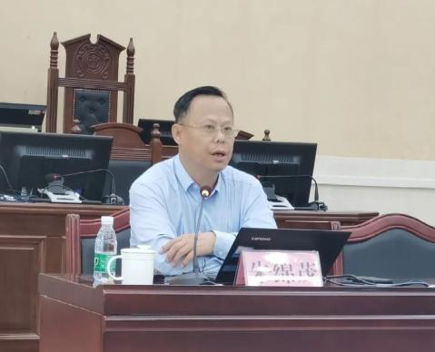 三亚中院召开党组理论中心组(扩大)学习会 邀请朱绵茂教授为全院干警