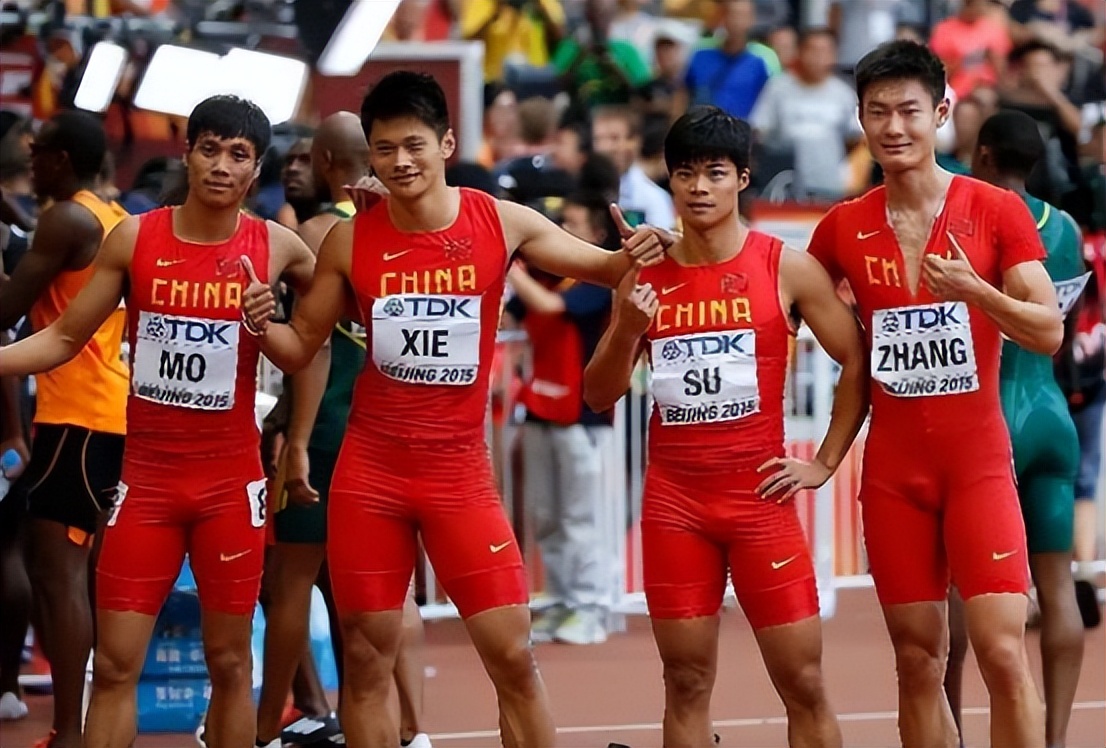 苏炳添因伤宣布退赛,评论区有人带节奏被骂:当年刘翔就没这运气