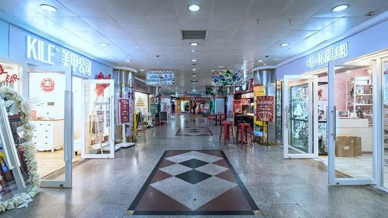 香港名店街真要关门了?上海小囡:在那里拍过大头贴,买东西还讨价还价