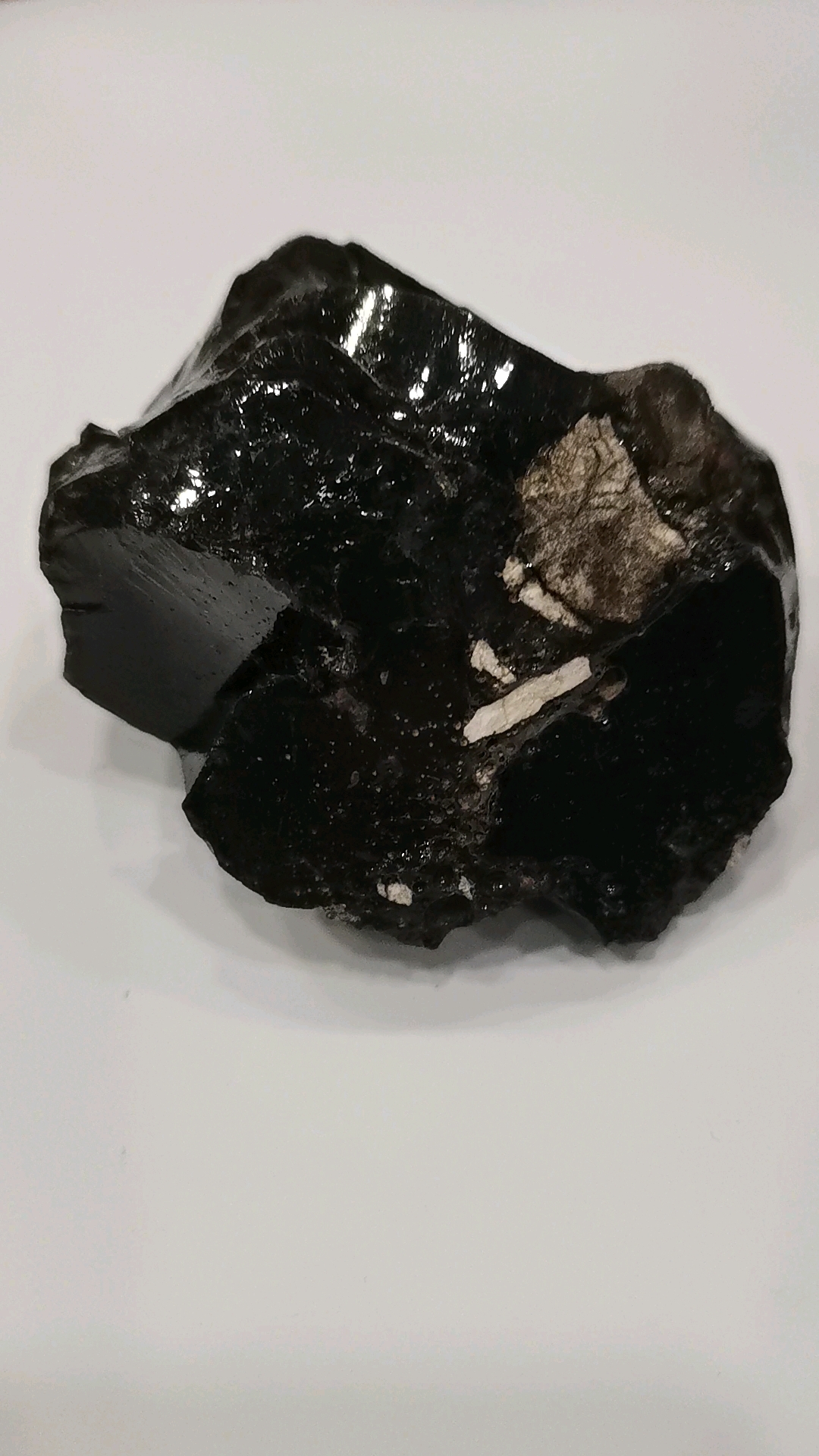 极品玻璃陨石