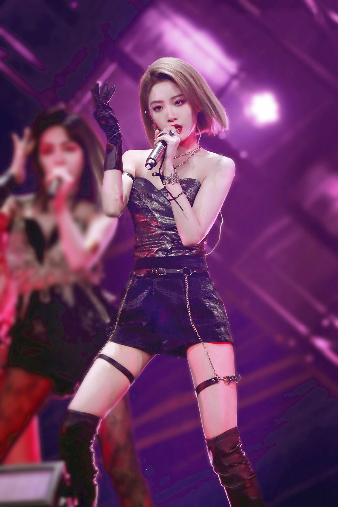 青春有你2开播两周年喻言微博晒近照仪式感十足,细节满满回忆杀