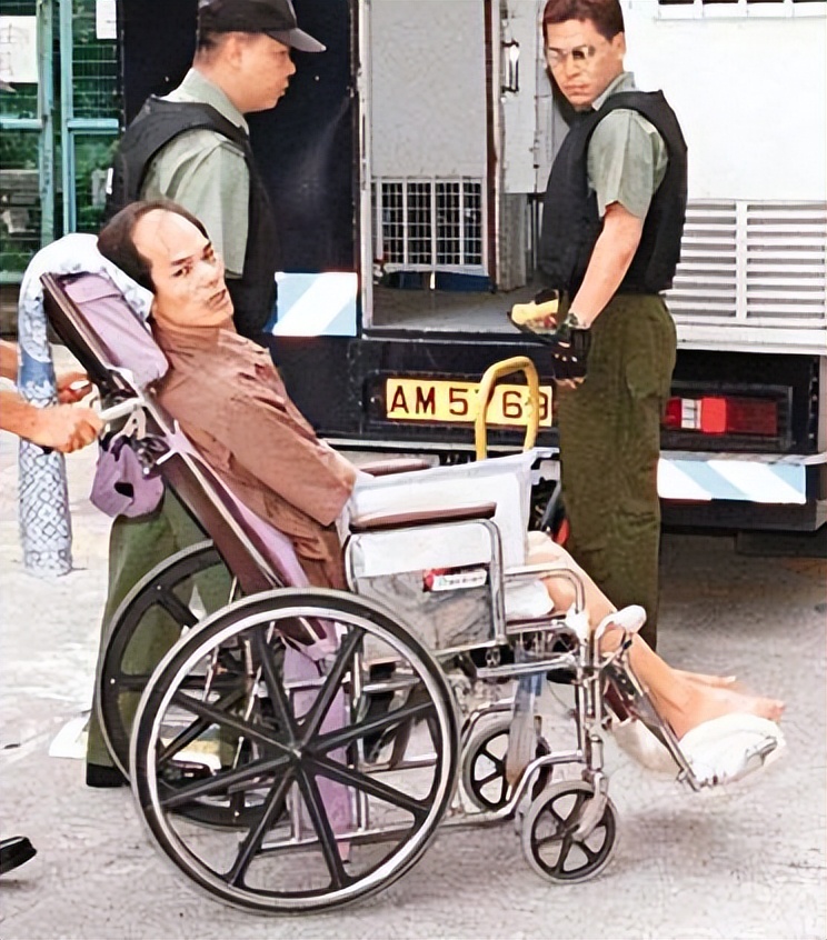 叶继欢:持ak47闹市扫射,在监狱里面结婚,女儿考上清华大学!