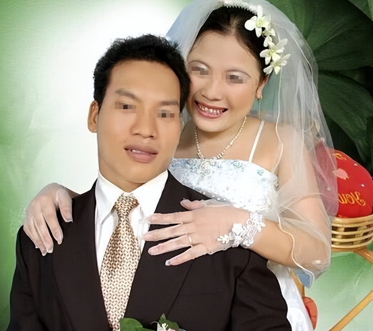 重庆小伙汪显东,卖白糕成亿万富翁,宠爱妻子17年却命丧对方之手