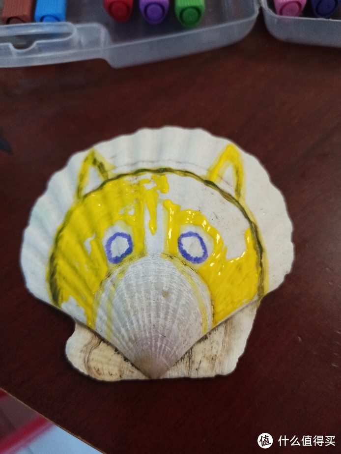 很有意思的亲子活动,用扇贝壳做手工