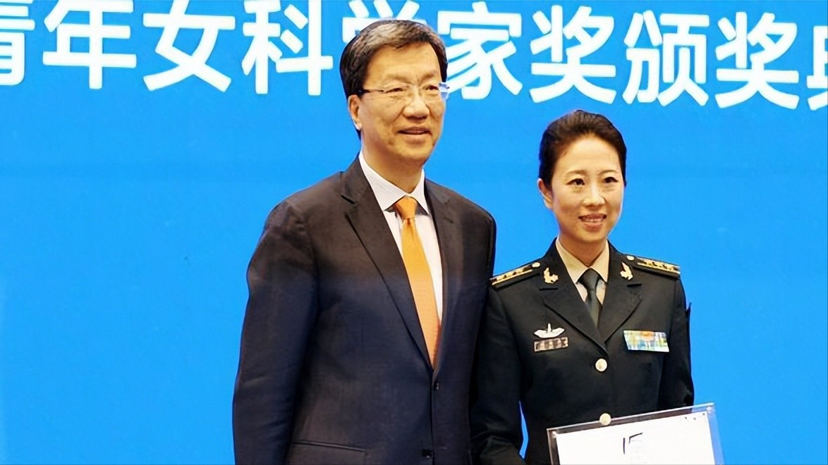 纪实:导弹女神:33岁解决困扰导弹性能50年的难题,助力大国崛起