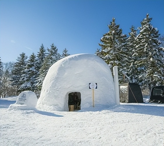 北海道滑雪推荐:留寿都度假村,37条粉雪滑雪道,雪屋bbq